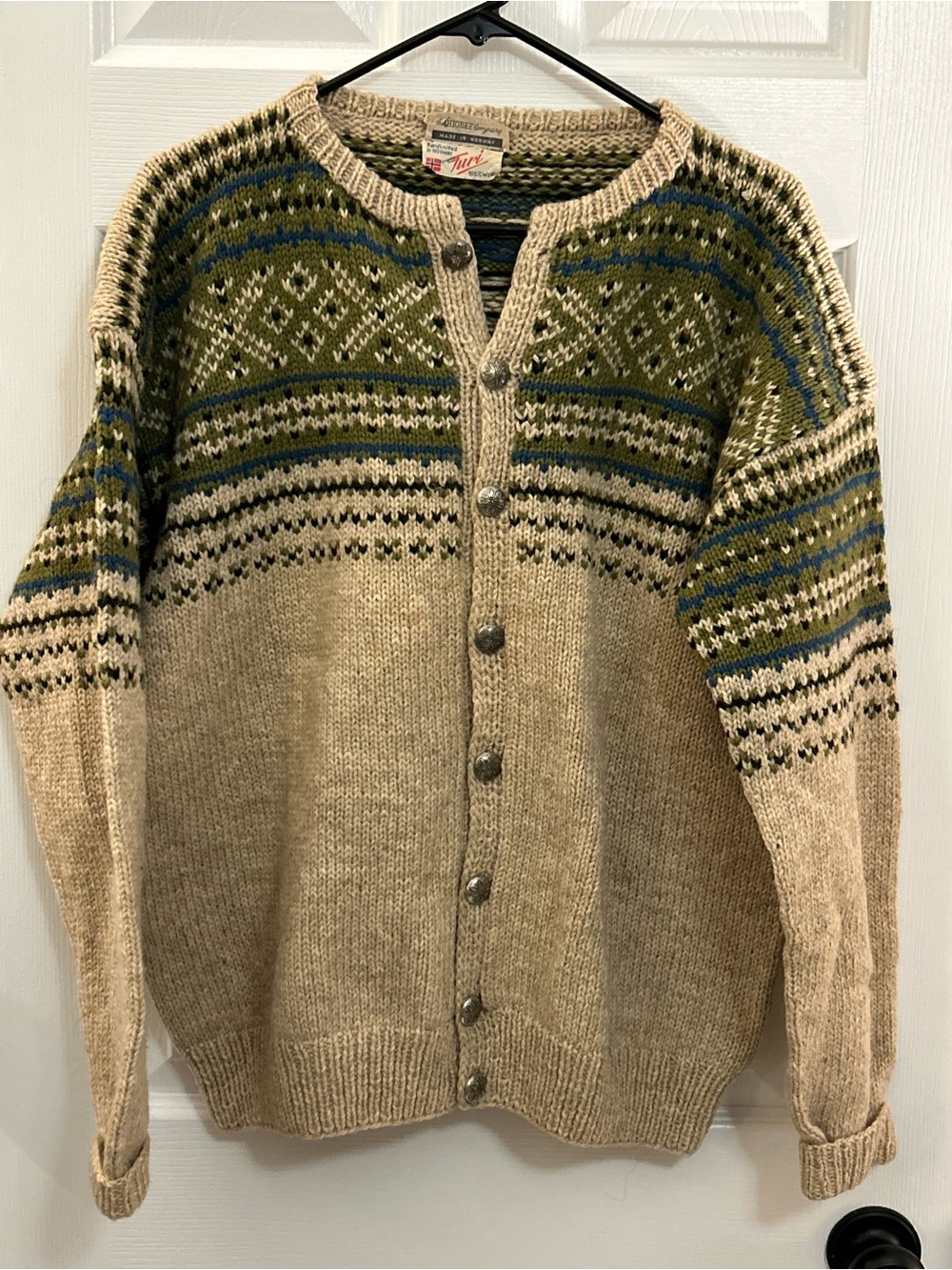 Vintage Norwegian Handknit 100% Wool Fair Isle Cardigan